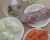 Foto del paso 1 de la receta: Peceto con cebolla y zanahoria