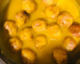 Foto del paso 12 de la receta: Albóndigas de pollo y pavo en salsa