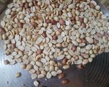 A picture of step 1 of Peanuts chikki.