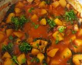 A picture of step 3 of Lasooni Aloo Palak.