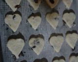 Foto del paso 1 de la receta: Galletas de avena,pasas y coco: "corazones"