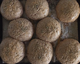 Foto del paso 4 de la receta: Pan de ajo integral con masa madre