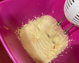 Foto del paso 2 de la receta: Galletas rellenas de crema pastelera (Matasuegras)