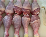 Foto del paso 1 de la receta: Muslos de pollo a la vizcaína con nueces