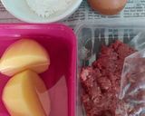 Foto langkah ke 1 dari resep Omelet Kentang Praktis.