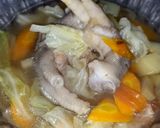 Foto langkah ke 5 dari resep Sop ceker simple.