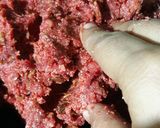 A picture of step 9 of Cheesy Sandwich Burger disc.