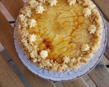 Foto del paso 13 de la receta: Tarta de bizcochos relleno de frutas y crema con cobertura de crema quemada y crocanti