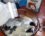 Foto langkah ke 3 dari resep Es Konci (Kolang-kaling Cincau) Gula Merah.