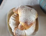 Foto del passaggio 15 della ricetta Cornetti sfogliati