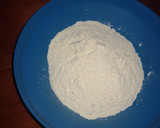 Foto del paso 2 de la receta: Budín de banana con coco y pasas de uva..😋😉