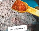 A picture of step 2 of Chicken mince kachori.