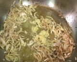 صورة لخطوة 3 من وصفة شوربة الفطر البني