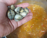 Foto del paso 4 de la receta: Arroz caldoso de gamba roja y berberechos