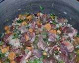 Foto del paso 3 de la receta: Carne a la olla