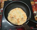 A picture of step 5 of Suji  Uttapam.