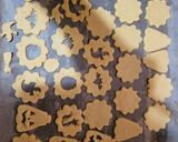 Halloweeni linzerek 🎃🕷🕸💀👻🐈‍⬛ recept fázis 1 fotója