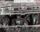 A picture of step 1 of Jamun juice (Black plum, Java plum).
