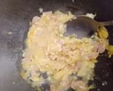 Foto langkah ke 3 dari resep Roti goreng isi sosis bechamel sauce.