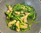Foto langkah ke 3 dari resep ❤️ Tumis Horenso (Bayam Jepang) tanpa Minyak.