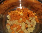 Foto langkah ke 3 dari resep Sup Baso Sapi Brokoli.