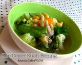 Foto langkah ke 5 dari resep Sup Ceker Ayam Kuah Bening.