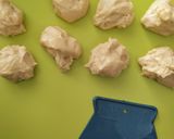 Foto langkah ke 4 dari resep Roti sobek no mixer enak.