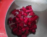 A picture of step 1 of Beetroot cooler smoothie.