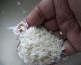 A picture of step 6 of Prawn Pulao.