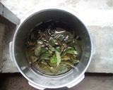 A picture of step 2 of Basil tea.