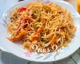 A picture of step 4 of Chowmein.