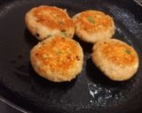 A picture of step 2 of Aloo Tikki Chaat.