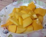 A picture of step 1 of Mango Smoothie.