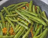 Foto langkah ke 3 dari resep Oseng Buncis Bawang Putih.