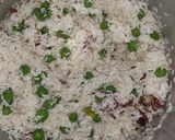 A picture of step 1 of Matar Pulao n Aaloo Dum.