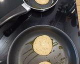 Foto del paso 3 de la receta: Pancakes de kiwi (BLW)