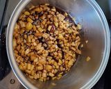 A picture of step 4 of Apple Pie Baked Beans.