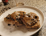 Foto del paso 7 de la receta: Solomillo de cerdo con salsa de ratafía y pimienta negra