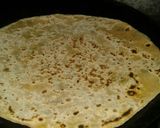 A picture of step 5 of Aalo ka paratha.