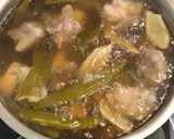 剝皮辣椒燉桃膠排骨湯的食譜步驟3照片