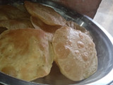 पूरी (poori recipe in Hindi)