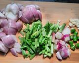 A picture of step 2 of Chilli Paneer Semi Gravy.
