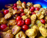 Foto del paso 3 de la receta: Pinchitos de pollo con cebolla y tomatitos cherry