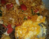 Foto langkah ke 7 dari resep Mie Goreng Telor.