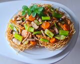 Hình bước làm 3 của món MÌ xào giòn chay
