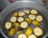 Foto langkah ke 2 dari resep Pisang tanduk rebus.