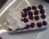 Foto del paso 2 de la receta: Bizcocho tierno con cerezas en ginebra y miel