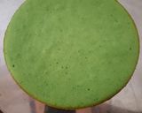 A picture of step 2 of Casata cup cake.