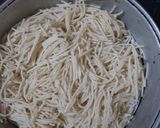 हक्का नूडल्स (Hakka noodles recipe in hindi) रेसिपी चरण 1 फोटो