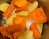 Foto del paso 2 de la receta: Crema de Calabaza y Zanahorias